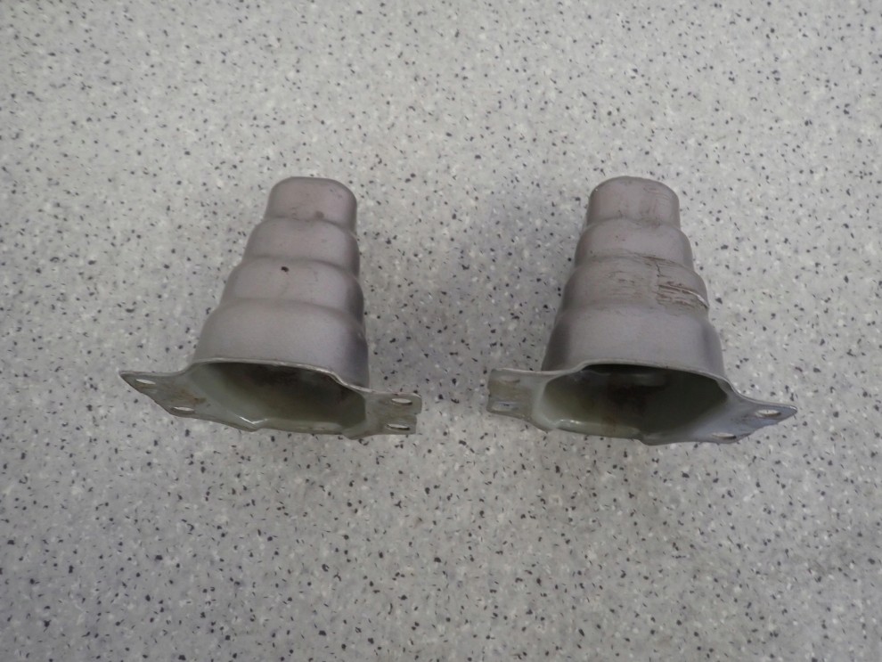 NISSAN NOTE E11 06-11 STREFA ZGNIOTU WSPORNIK TYLNY LEWY LUB PRAWY 3/4