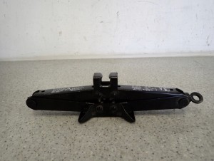 TOYOTA LEWAREK PODNOŚNIK SAMOCHODOWY 2/4 MINIATURA