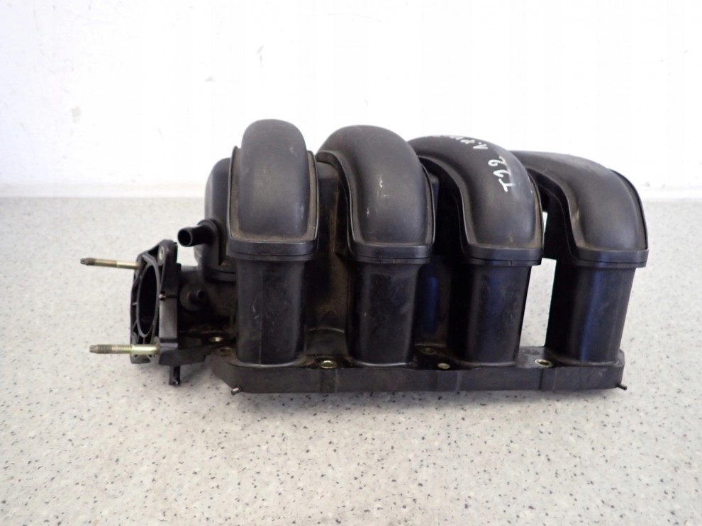 TOYOTA AVENSIS T25 COROLLA VERSO 1.8i VVTI 04- KOLEKTOR SSĄCY 3/7