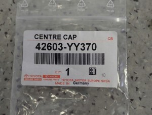 TOYOTA ORYGINAŁ KOŁPAK KAPSEL ZAŚLEPKA NAKŁADKA DEKIELEK FELGI ALUMINIOWEJ 4/5 MINIATURA