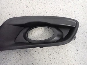 MAZDA3 MAZDA 3 BK HB 06-08 KRATKA HALOGENU LEWA W ZDERZAK RAMKA 3/5 MINIATURA