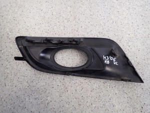 MAZDA3 MAZDA 3 BK HB 06-08 KRATKA HALOGENU LEWA W ZDERZAK RAMKA 4/5 MINIATURA