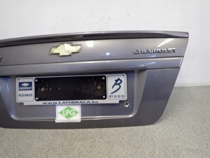 CHEVROLET AVEO SEDAN T250 07- KLAPA BAGAŻNIKA 04U 3/13 MINIATURA