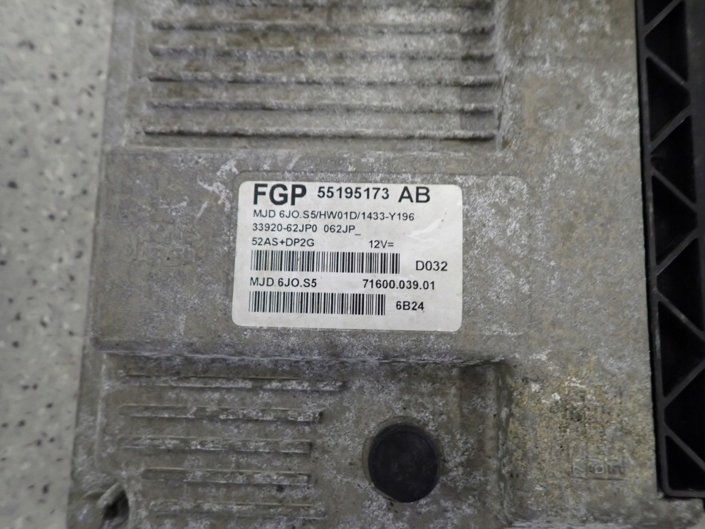 SUZUKI SWIFT DDIS 04-10 ZESTAW STARTOWY KOMPUTER STACYJKA IMO EU 2/4