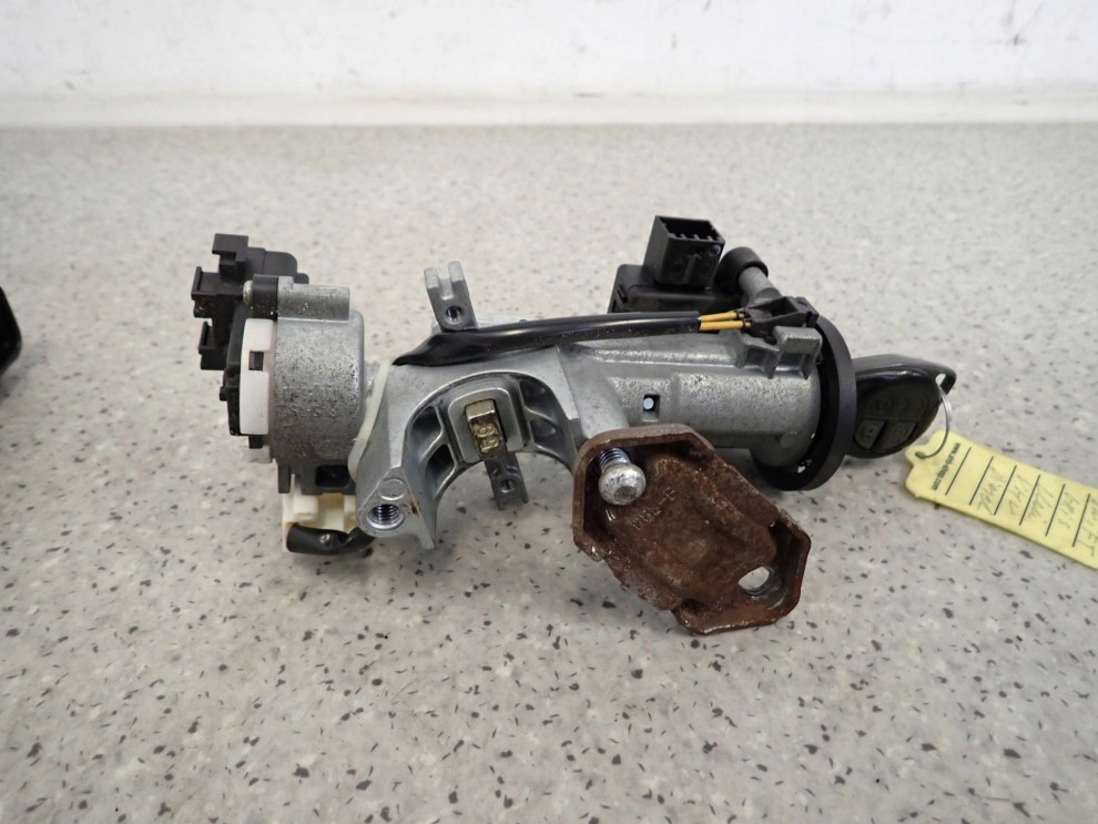 SUZUKI SWIFT DDIS 04-10 ZESTAW STARTOWY KOMPUTER STACYJKA IMO EU 3/4