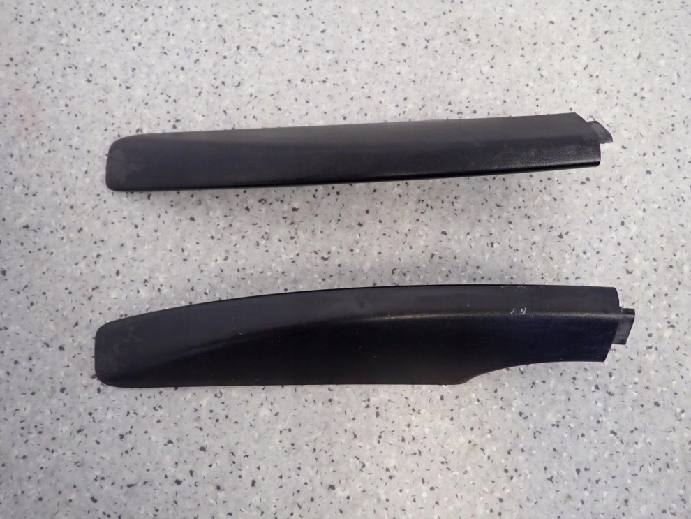 FIAT SEDICI SUZUKI SX4 06- ZAŚLEPKA RELINGU PRZEDNIA LEWA 1/5