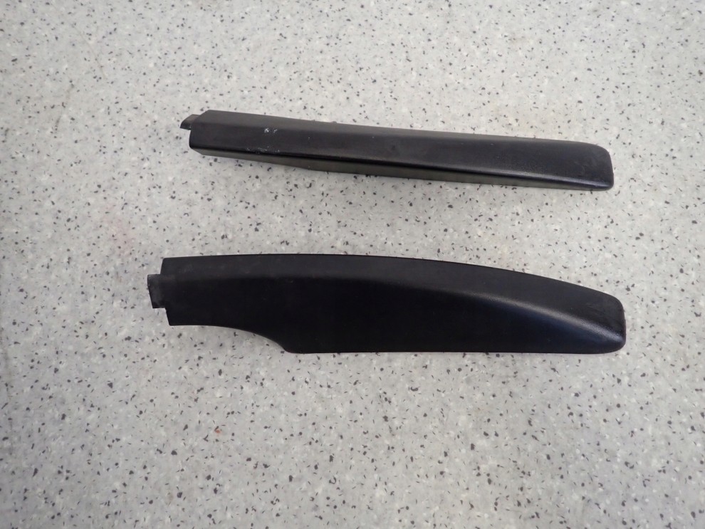 FIAT SEDICI SUZUKI SX4 06- ZAŚLEPKA RELINGU PRZEDNIA LEWA 4/5