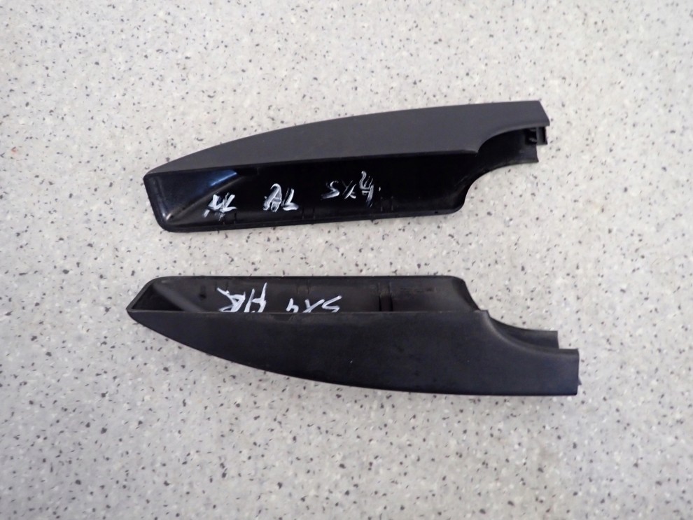 FIAT SEDICI SUZUKI SX4 06- ZAŚLEPKA RELINGU TYLNA LEWA LUB PRAWA 4/4