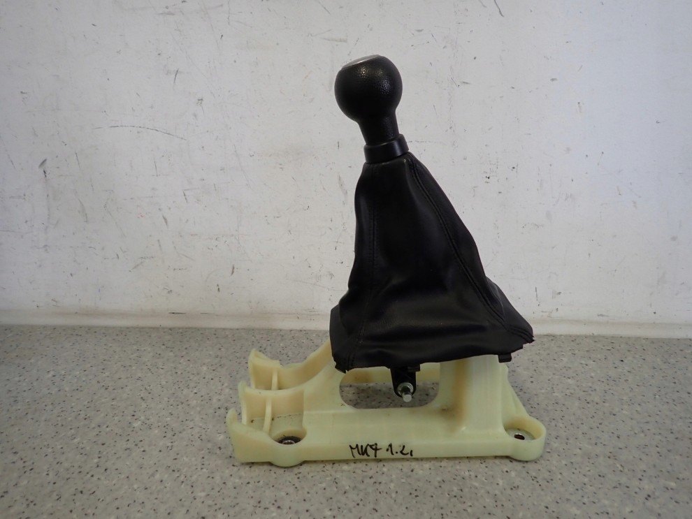 SUZUKI SWIFT MK7 10- 1.2i GAŁKA ZMIANY BIEGÓW LEWAREK 1/5