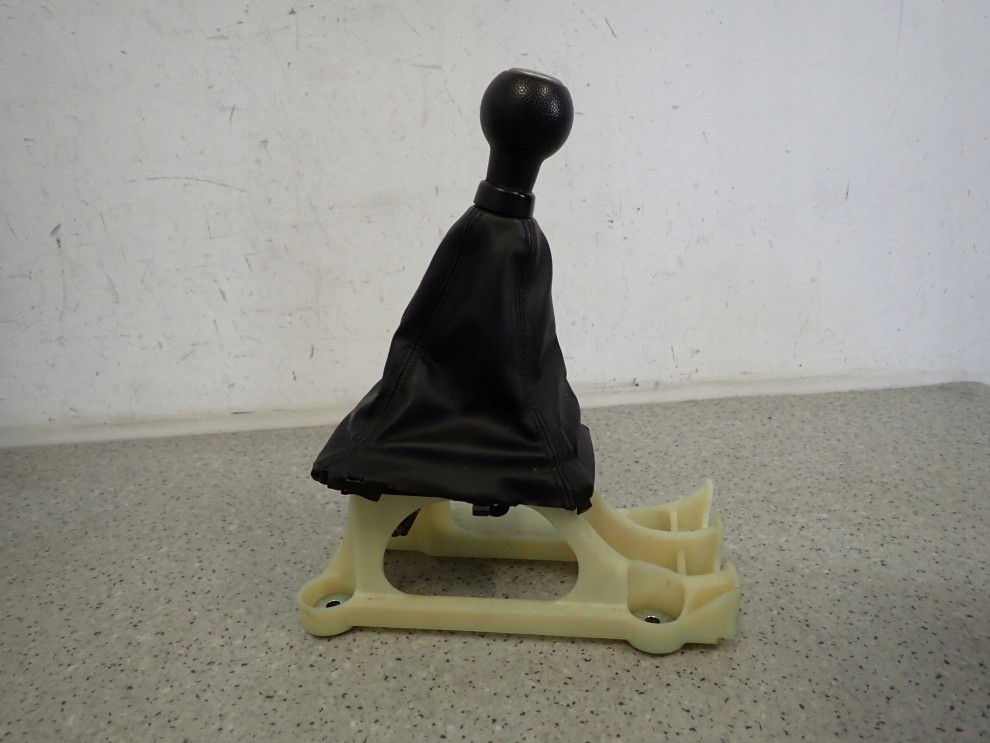 SUZUKI SWIFT MK7 10- 1.2i GAŁKA ZMIANY BIEGÓW LEWAREK 4/5