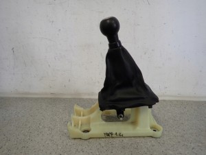 SUZUKI SWIFT MK7 10- 1.2i GAŁKA ZMIANY BIEGÓW LEWAREK 1/5 MINIATURA