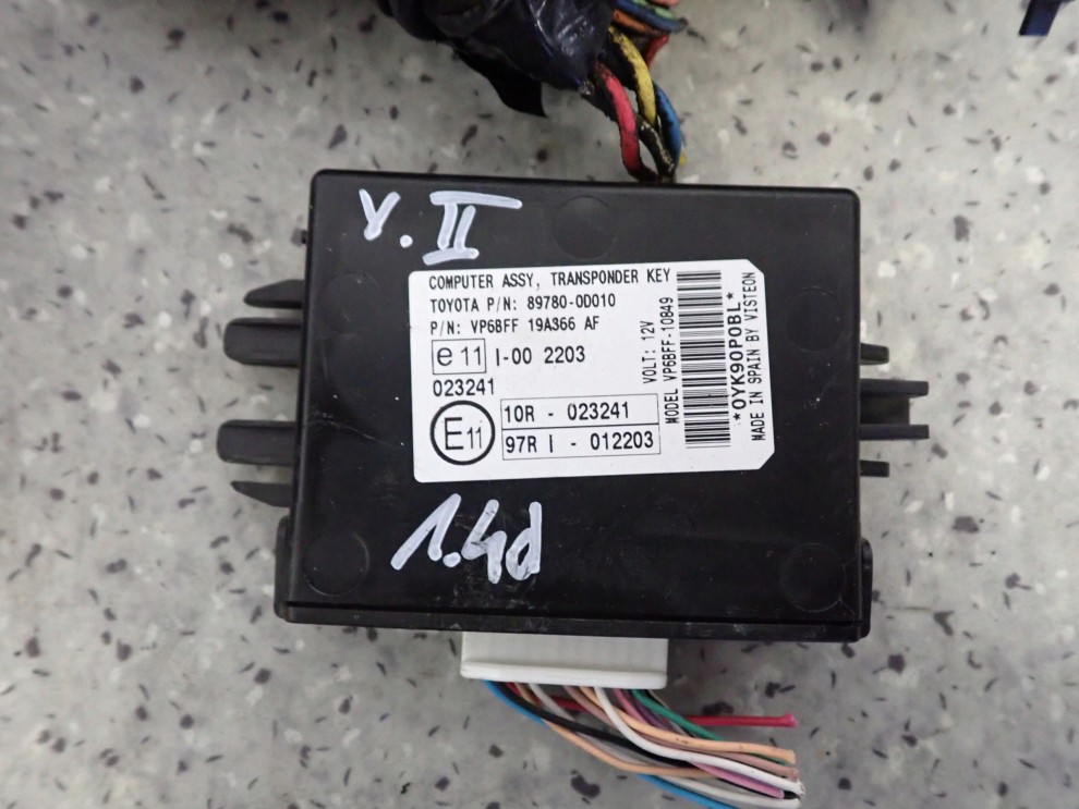 TOYOTA YARIS II 06-09 1.4 D4D ZESTAW STARTOWY KOMPUTER STACYJKA 3/6