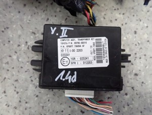 TOYOTA YARIS II 06-09 1.4 D4D ZESTAW STARTOWY KOMPUTER STACYJKA 3/6 MINIATURA