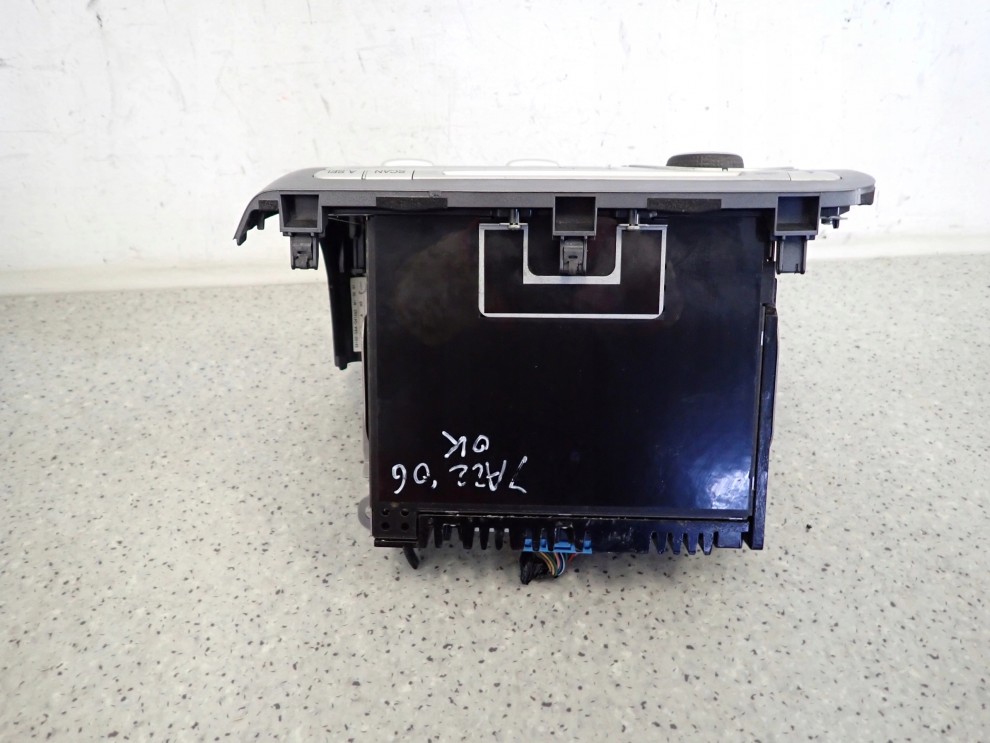 HONDA JAZZ II 06-08 RADIO CD RADIOODTWARZACZ 6/7