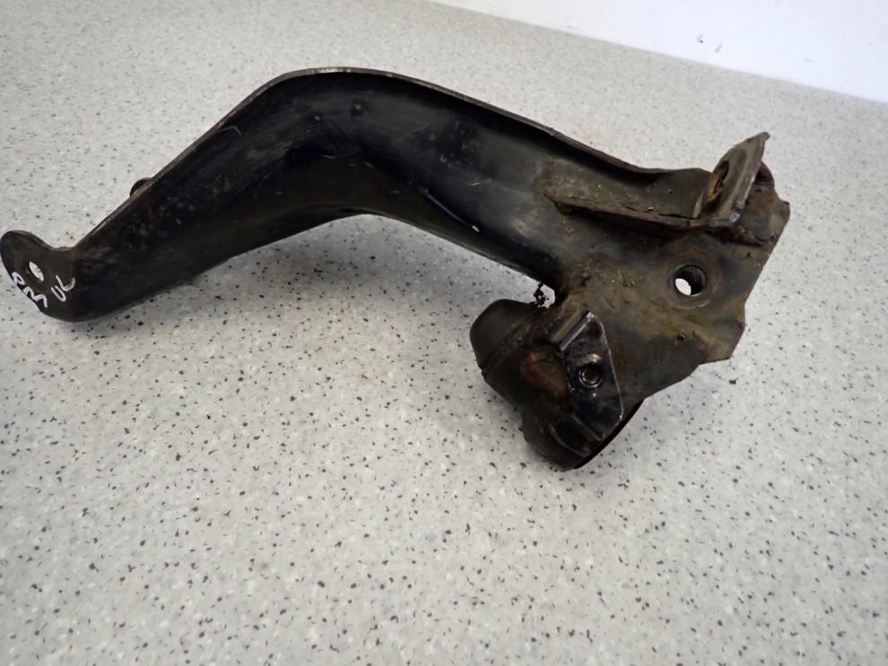 NISSAN PRIMERA P11 97-01 GOLEŃ WAHACZA ZWROTNICY PRZÓD PRAWY KIELICH 1/10