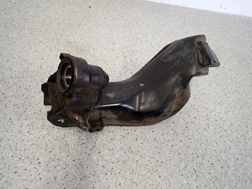 NISSAN PRIMERA P11 97-01 GOLEŃ WAHACZA ZWROTNICY PRZÓD PRAWY KIELICH 6/10