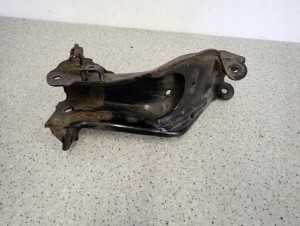 NISSAN PRIMERA P11 97-01 GOLEŃ WAHACZA ZWROTNICY PRZÓD PRAWY KIELICH 7/10 MINIATURA