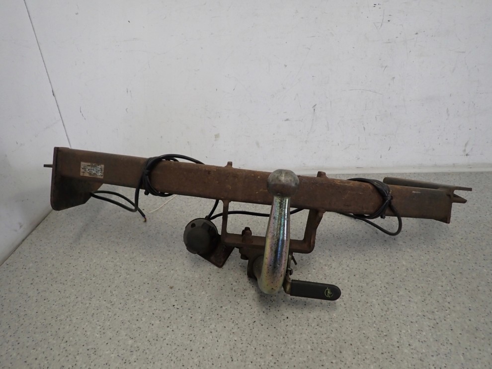 SUZUKI SWIFT MK6 04-09 HAK HOLOWNICZY 1/7