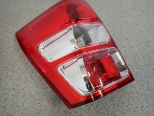 SUZUKI GRAND VITARA II 5D 05- LAMPA TYLNA LEWA EUROPA 2/6 MINIATURA