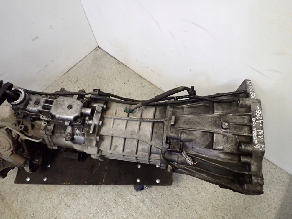 GRAND VITARA II 05-08 1.9 DDIS SKRZYNIA BIEGÓW 2/10