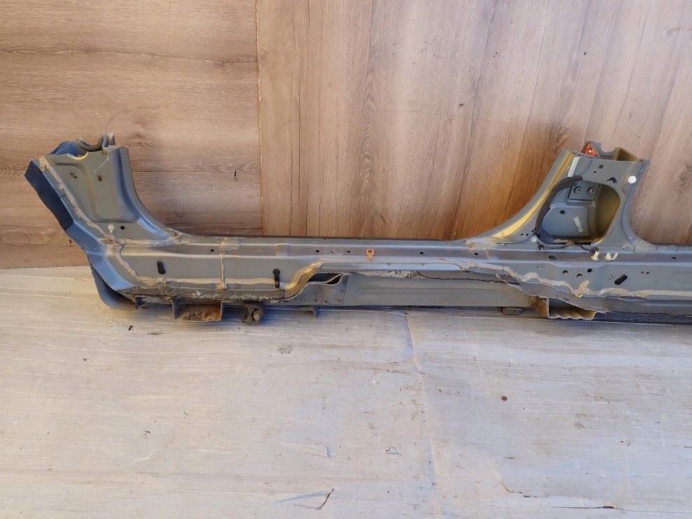 HONDA CIVIC UFO VIII 06- PRÓG PRAWY NH701M 10/12