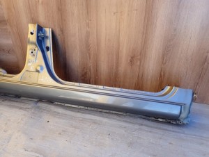 CHEVROLET AVEO HATCHBACK T250 07- PRÓG PRAWY 3/11 MINIATURA