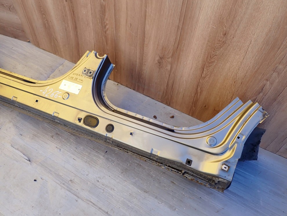 HONDA CIVIC UFO VIII 06- PRÓG LEWY NH701M 2/10