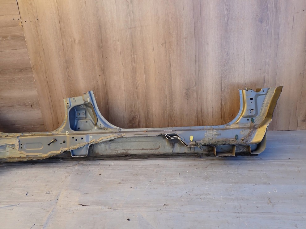 HONDA CIVIC UFO VIII 06- PRÓG LEWY NH701M 10/10