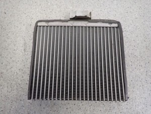 MITSUBISHI LANCER KOMBI CS 03-07 PAROWNIK KLIMATYZACJI 1/6 MINIATURA