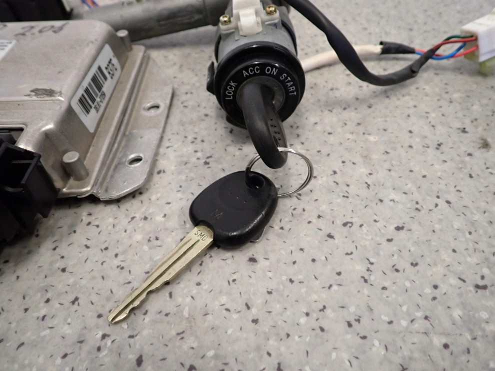 SANTA FE I 2.0 CRDI 01-05 ZESTAW STARTOWY STACYJKA KOMPUTER 5/5