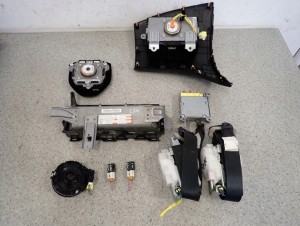 SUZUKI SWIFT IV MK7 10- PODUSZKI POWIETRZNE EUROPA 8/10 MINIATURA