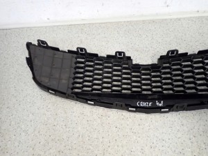 CHEVROLET CRUZE 08- ATRAPA PRZEDNIA GRILL 6/7 MINIATURA