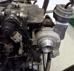 SUZUKI GRAND VITARA II 05-08 SILNIK 1.9 DDIS DIESEL F9Q 10/12 MINIATURA