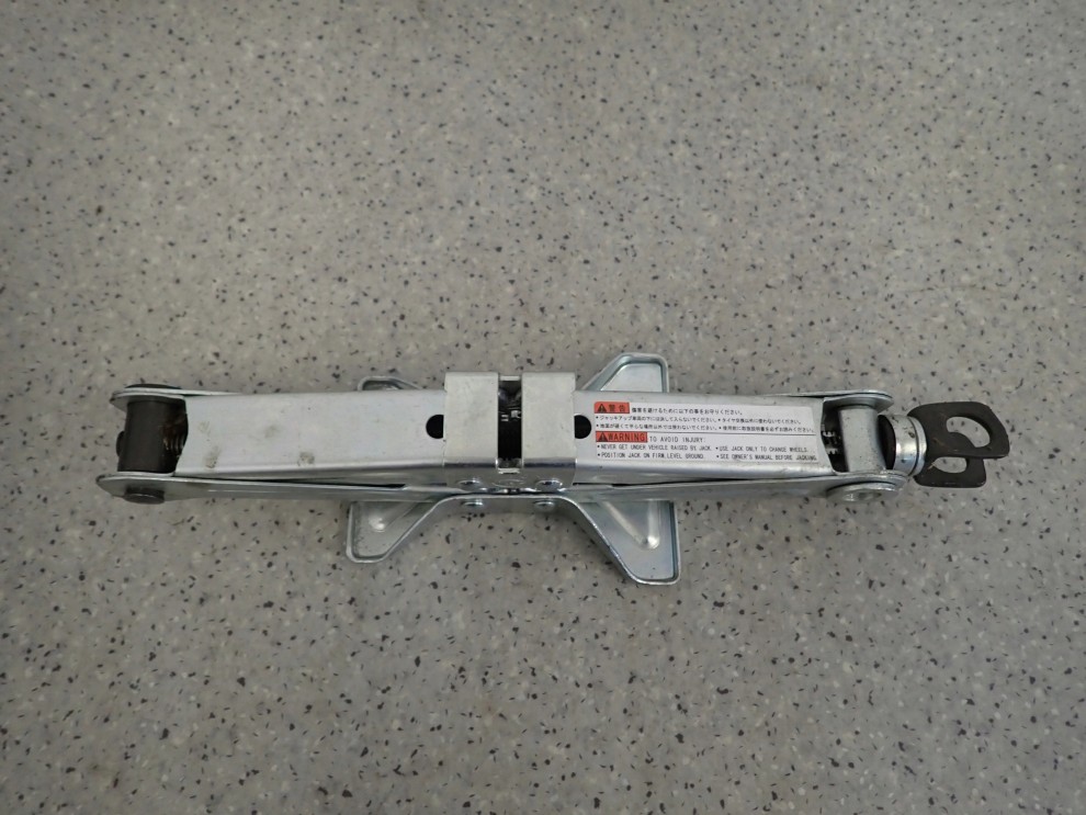 SUZUKI SWIFT MK6 04- PODNOŚNIK KLUCZ UCHO ZESTAW 4/5