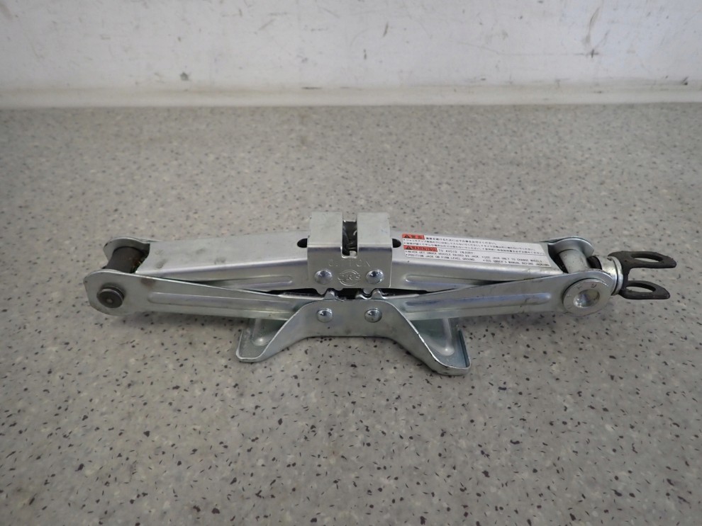 SUZUKI SWIFT MK6 04- PODNOŚNIK KLUCZ UCHO ZESTAW 5/5