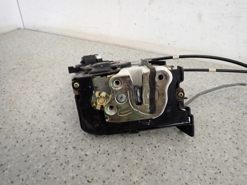 MAZDA6 MAZDA 6 02-07 GG ZAMEK DRZWI PRZEDNI PRAWY 6/6