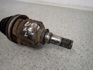 TOYOTA COROLLA E11 JP 1.4i 4E 97-99 PÓŁOŚ PRZEDNIA LEWA 3/4 MINIATURA