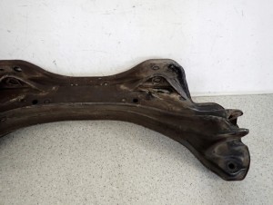 HONDA LEGEND 92-96 BELKA ZAWIESZENIA TYLNEGO 6/10 MINIATURA