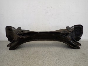 HONDA LEGEND 92-96 BELKA ZAWIESZENIA TYLNEGO 7/10 MINIATURA