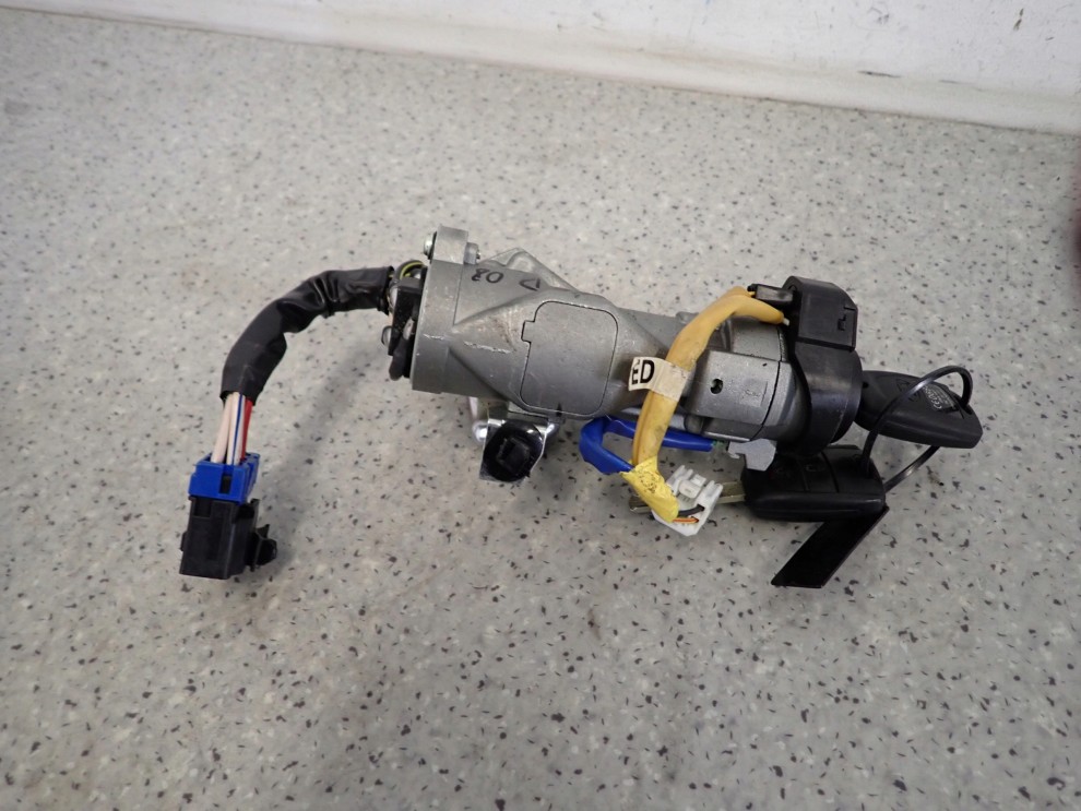 KIA CEED 1.6 CRDI 06-09 ZESTAW STARTOWY KOMPUTER 6/8