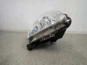 SUZUKI SWIFT 05-09 REFLEKTOR PRZEDNI PRAWY LAMPA PRZEDNIA 7/8 MINIATURA