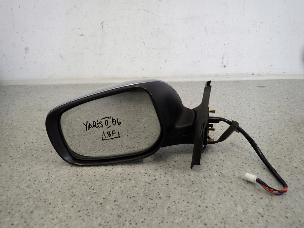 TOYOTA YARIS II 06-11 LUSTERKO LEWE EUROPA 5 PINÓW 1F8 1/10