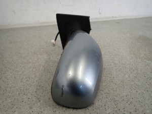 TOYOTA YARIS II 06-11 LUSTERKO LEWE EUROPA 5 PINÓW 1F8 6/10 MINIATURA