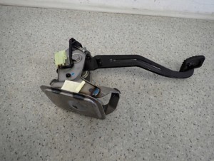 KIA CEED 07-11 PEDAŁ SPRZĘGŁA 7/8 MINIATURA