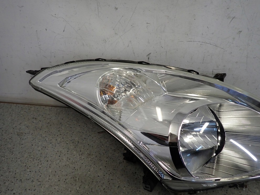 SUZUKI SWIFT MK7 10-16 REFLEKTOR PRZEDNI PRAWY LAMPA PRZÓD EUROPA 3/8