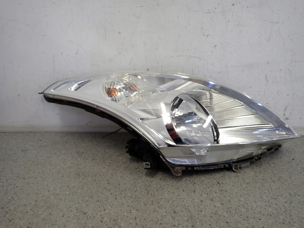 SUZUKI SWIFT MK7 10-16 REFLEKTOR PRZEDNI PRAWY LAMPA PRZÓD EUROPA 4/8