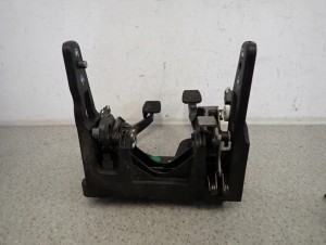 CHEVROLET ORLANDO 1.4T 10- PEDAŁ SPRZĘGŁA HAMULCA KOMPLET 6/8 MINIATURA