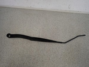 CHEVROLET ORLANDO 10- RAMIE WYCIERACZKI PRZEDNIE PRAWE 6/6 MINIATURA