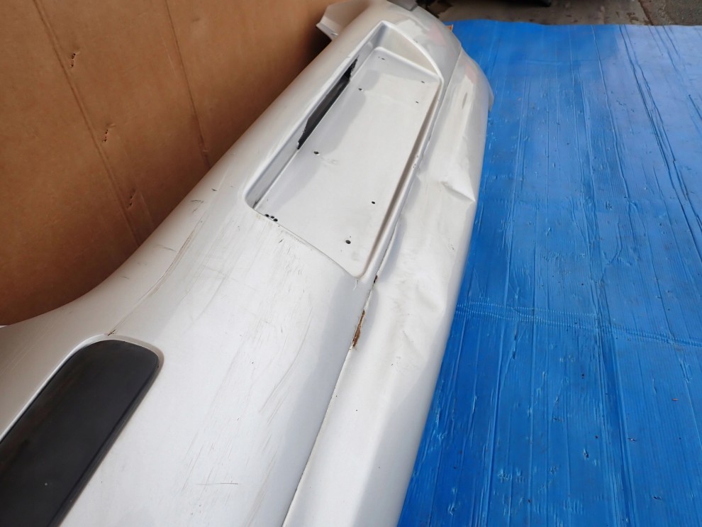 TOYOTA YARIS I FR 03-05 ZDERZAK TYLNY TYŁ GÓRA 8/13