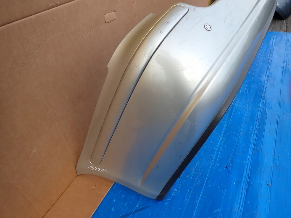 TOYOTA AVENSIS T25 KOMBI 03- ZDERZAK TYLNY 9/13